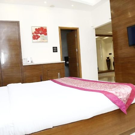 Hotel Pacific Roorkee Exteriér fotografie